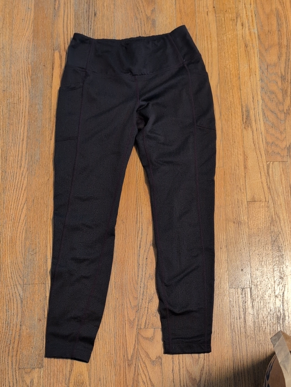 Mondetta Black Kids Leggings with Subtle Stitch Detail